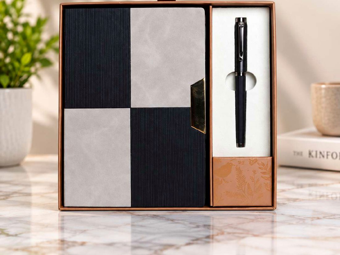 Prestige Monochrome Diary & Pen Set — corporate gift